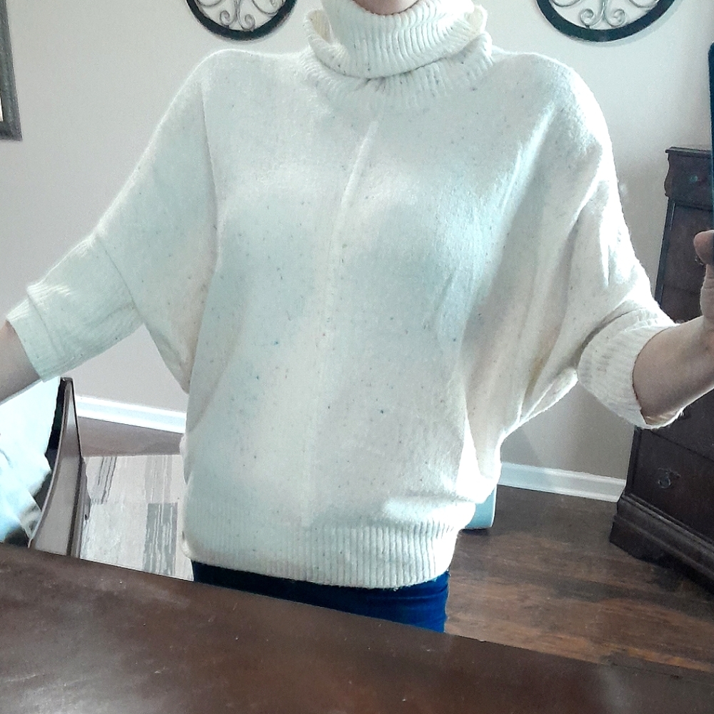 LOFT gorgeous speckled cape/sweater